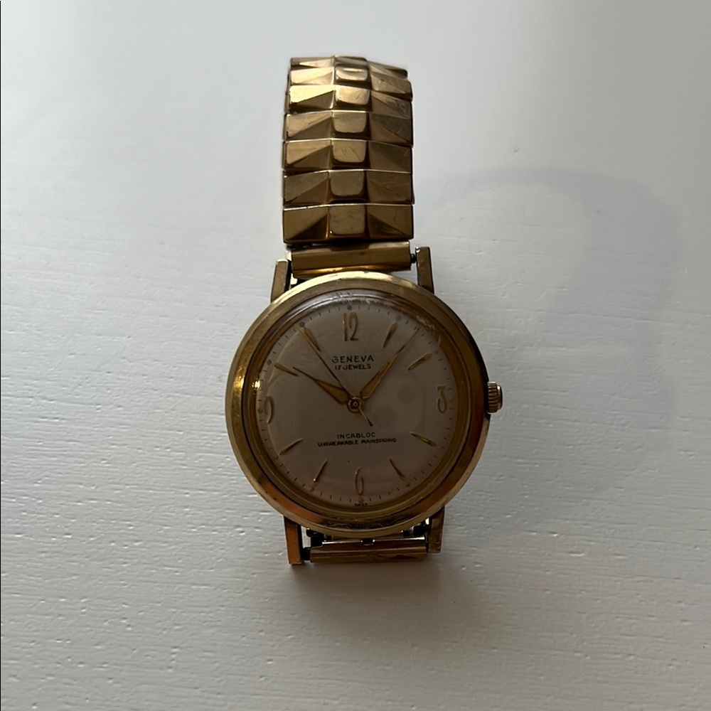 Geneva Gold 17 Jewels Swiss Made Unisex Watch No Battery